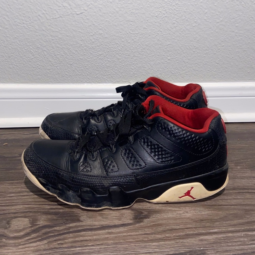 Air Jordan Retro 9 Low Black Red Mens Size 10.5
